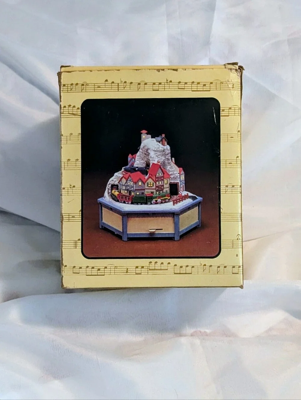 Vintage Enesco Alpine Village Music Box